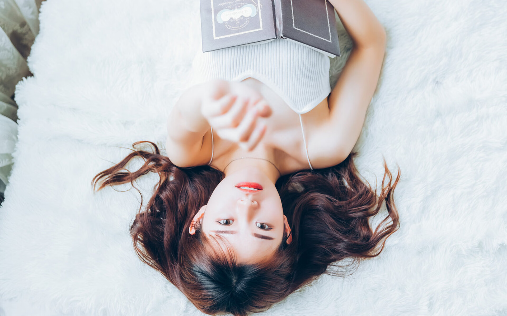 威廉姆斯在决赛中击败荷兰选手桑妮·范·代克，桑尼 比尔 威廉姆斯