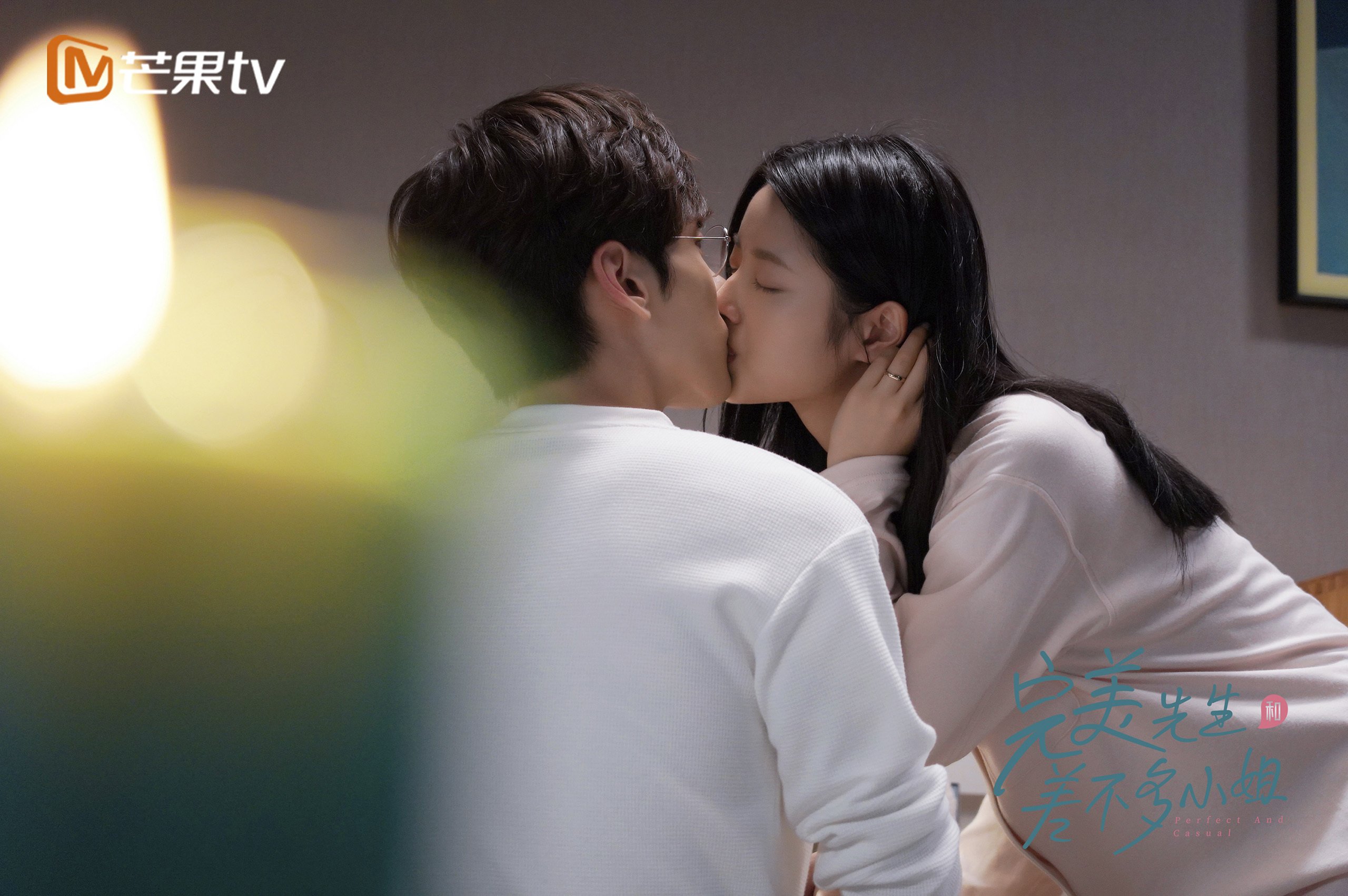 kaiyun 开云体育-球迷为主队加油打气自制应援物成为现场最亮眼的存在，打球应援口号